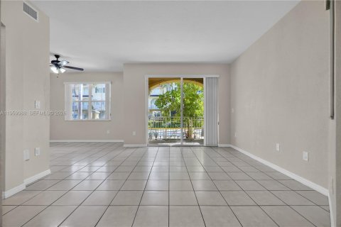 Copropriété à vendre à Miami, Floride: 3 chambres, 117.06 m2 № 2019888 - photo 5