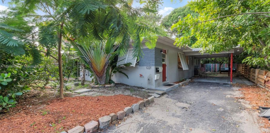 Immobilier commercial à Fort Lauderdale, Floride 176.14 m2 № 1956673