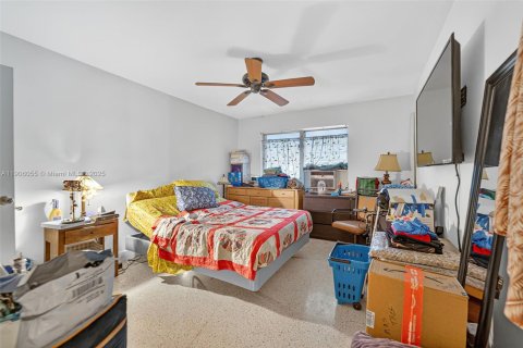 Immobilier commercial à vendre à Fort Lauderdale, Floride: 176.14 m2 № 1956673 - photo 17