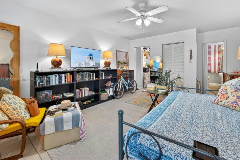 Immobilier commercial à vendre à Fort Lauderdale, Floride: 176.14 m2 № 1956673 - photo 13