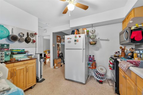 Immobilier commercial à vendre à Fort Lauderdale, Floride: 176.14 m2 № 1956673 - photo 16