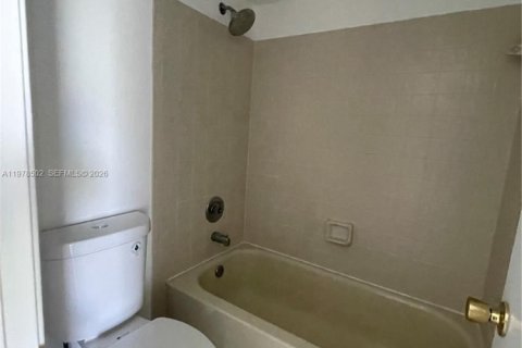 Condominio en venta en Coral Springs, Florida, 2 dormitorios, 71.35 m2 № 2044405 - foto 24