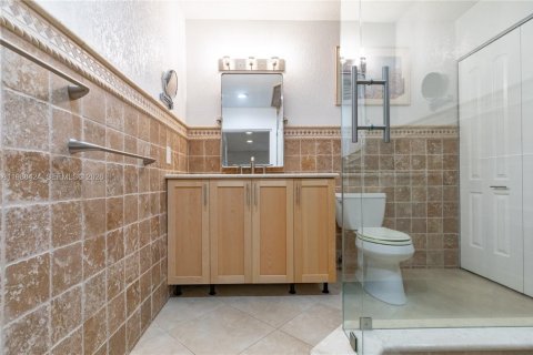 Condo in Delray Beach, Florida, 2 bedrooms  № 2068927 - photo 15