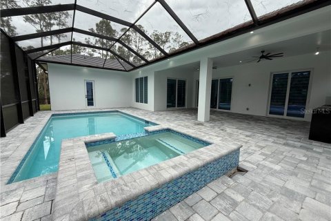 House in Naples, Florida 5 bedrooms, 255.2 sq.m. № 1827289 - photo 28