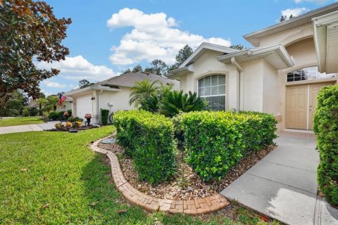 House in Palm Coast, Florida 2 bedrooms, 151.06 sq.m. № 2421736 - photo 3