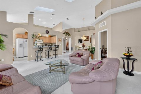 House in Palm Coast, Florida 2 bedrooms, 151.06 sq.m. № 2421736 - photo 10