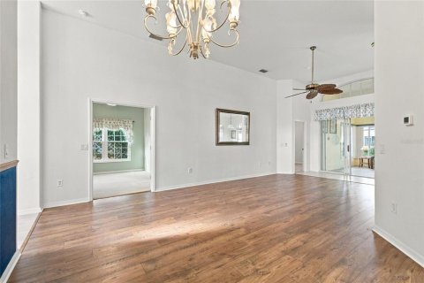 House in Davenport, Florida 2 bedrooms, 186.08 sq.m. № 2425825 - photo 10
