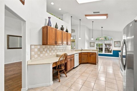 House in Davenport, Florida 2 bedrooms, 186.08 sq.m. № 2425825 - photo 24