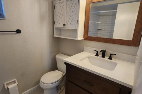 Casa en alquiler en Seminole, Florida, 4 dormitorios, 121.05 m2 № 1543987 - foto 12