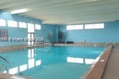 Condominio en venta en Deerfield Beach, Florida, 1 dormitorio, 54.35 m2 № 1866986 - foto 13
