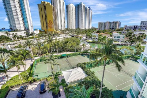 Condo in Sunny Isles Beach, Florida, 3 bedrooms № 2147314 - photo 26