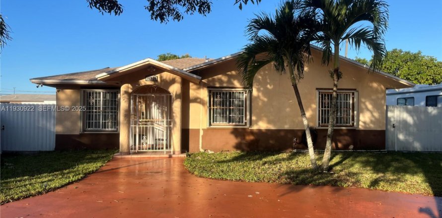 Casa en Miami Gardens, Florida 4 dormitorios, 134.24 m2 № 1989954
