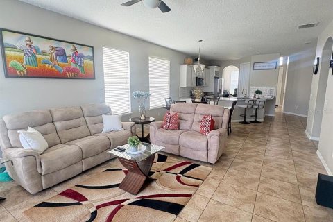 Villa ou maison à vendre à Orlando, Floride: 3 chambres, 148.09 m2 № 2287278 - photo 5