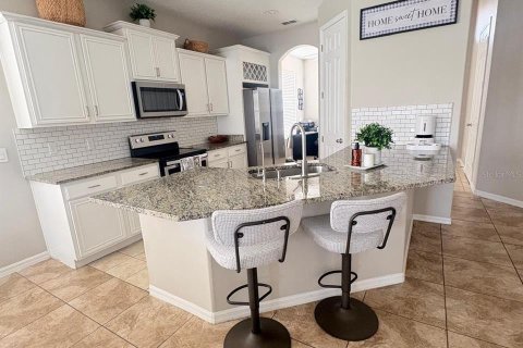 Villa ou maison à vendre à Orlando, Floride: 3 chambres, 148.09 m2 № 2287278 - photo 4