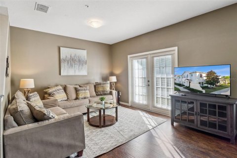Townhouse in Kissimmee, Florida 4 bedrooms, 157.38 sq.m. № 2111848 - photo 4