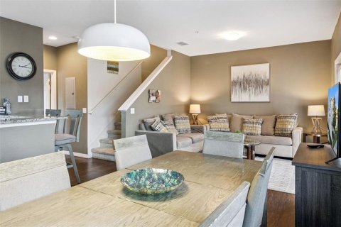 Townhouse in Kissimmee, Florida 4 bedrooms, 157.38 sq.m. № 2111848 - photo 9