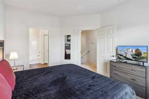 Townhouse in Kissimmee, Florida 4 bedrooms, 157.38 sq.m. № 2111848 - photo 19