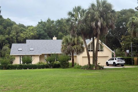 House in Windermere, Florida 4 bedrooms, 326.74 sq.m. № 2211950 - photo 4