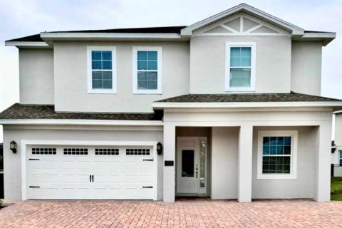House in Kissimmee, Florida 8 bedrooms, 376.9 sq.m. № 2228470