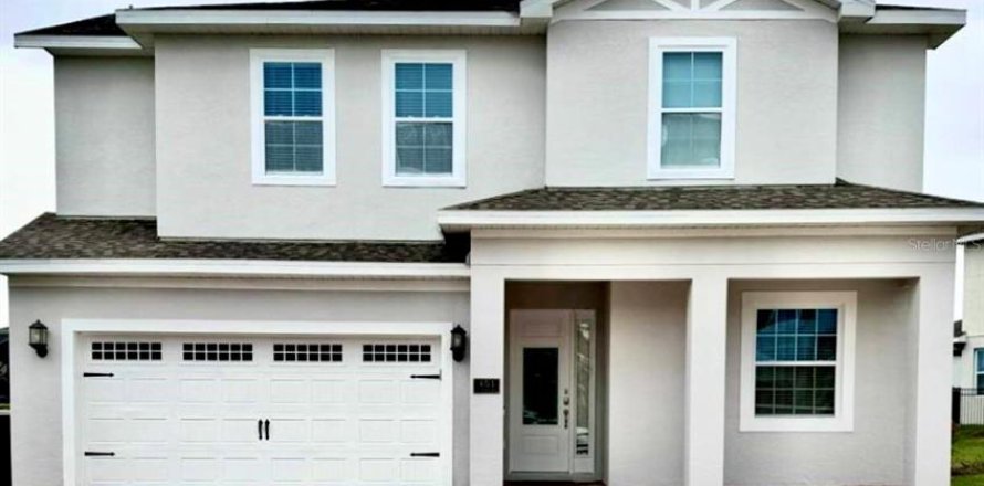House in Kissimmee, Florida 8 bedrooms, 376.9 sq.m. № 2228470