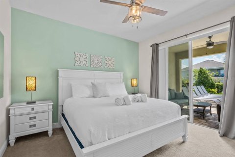 House in Kissimmee, Florida 8 bedrooms, 376.9 sq.m. № 2228470 - photo 23