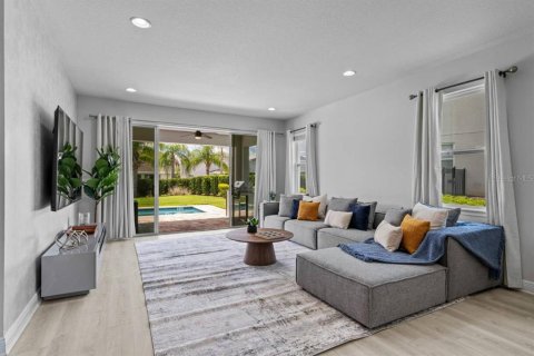 House in Kissimmee, Florida 8 bedrooms, 376.9 sq.m. № 2228470 - photo 9