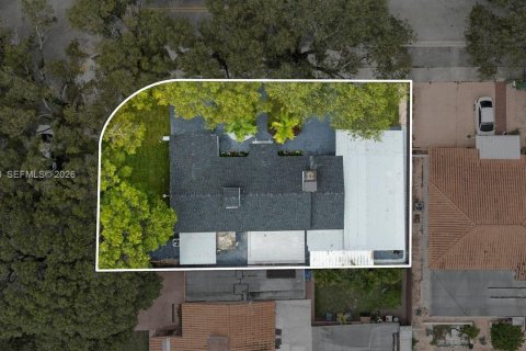 Villa ou maison à vendre à Miami, Floride: 4 chambres, 187.94 m2 № 1996971 - photo 2