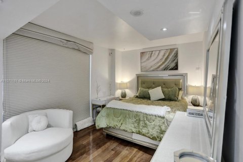 Condo in Aventura, Florida, 3 bedrooms  № 1713072 - photo 27