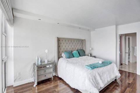 Condo in Aventura, Florida, 3 bedrooms  № 1713072 - photo 21