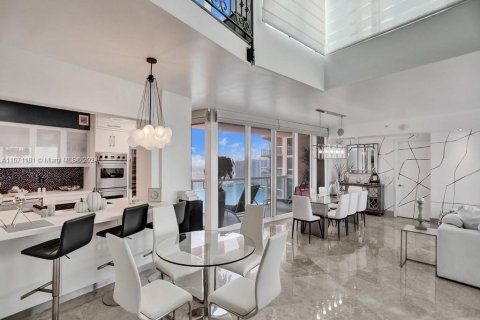 Condo in Aventura, Florida, 3 bedrooms  № 1713072 - photo 14