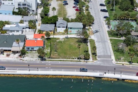 Commercial property in Saint Pete Beach, Florida № 1876891 - photo 1