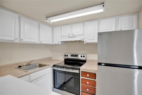 Condominio en venta en Orlando, Florida, 2 dormitorios, 78.97 m2 № 2103731 - foto 11
