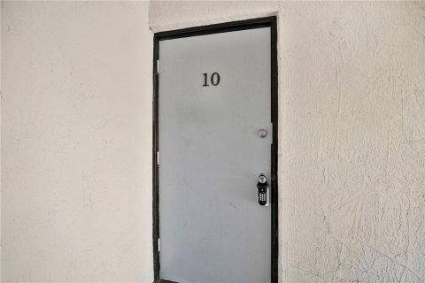 Condominio en venta en Orlando, Florida, 2 dormitorios, 78.97 m2 № 2103731 - foto 5