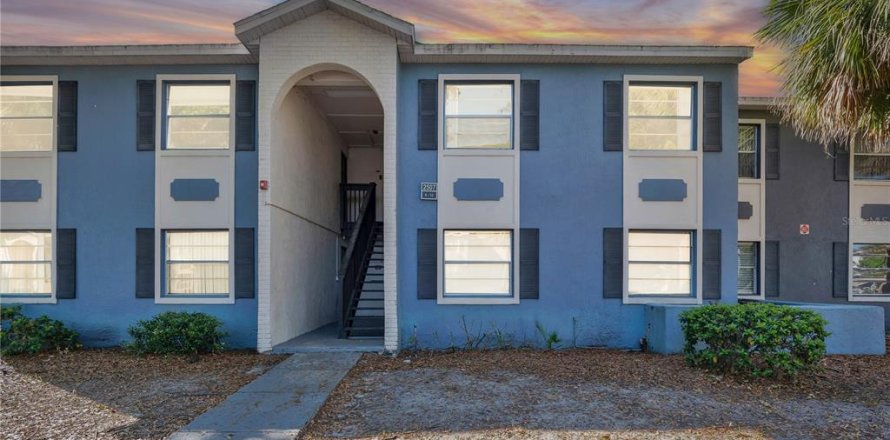 Condominio en Orlando, Florida, 2 dormitorios  № 2103731