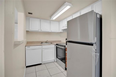 Condominio en venta en Orlando, Florida, 2 dormitorios, 78.97 m2 № 2103731 - foto 9