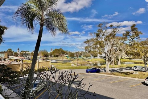 Condo in Clearwater, Florida, 2 bedrooms № 2140030 - photo 3