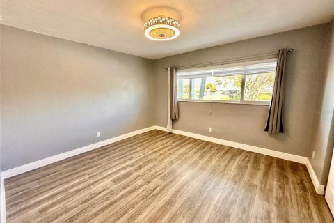 Condo in Clearwater, Florida, 2 bedrooms № 2140030 - photo 27