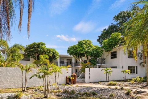 Commercial property in Saint Petersburg, Florida 740.99 sq.m. № 2197020 - photo 3