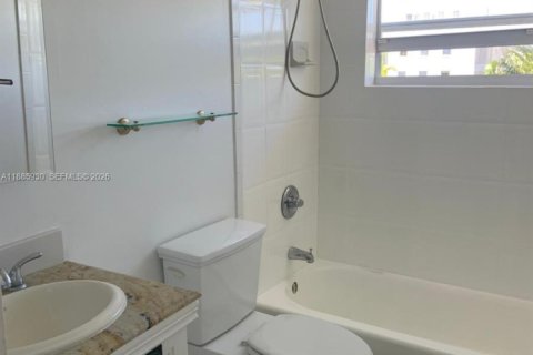 Купить кондоминиум в Майами-Бич, Флорида 1 спальня, 58.16м2, № 1979094 - фото 11