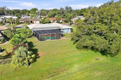 Casa en venta en Sarasota, Florida, 3 dormitorios, 176.14 m2 № 2386342 - foto 8