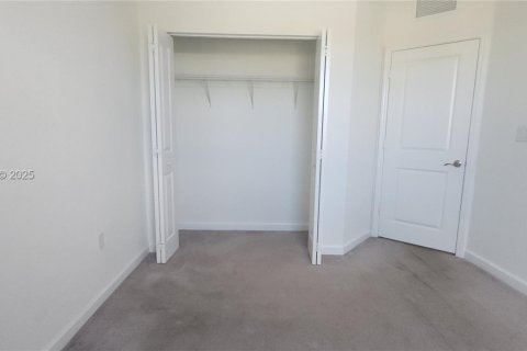 Adosado en alquiler en Homestead, Florida, 3 dormitorios, 133.87 m2 № 1991313 - foto 5