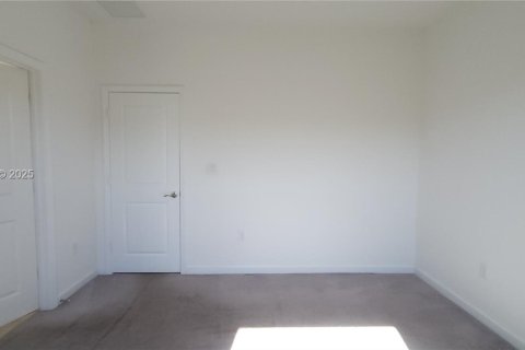 Adosado en alquiler en Homestead, Florida, 3 dormitorios, 133.87 m2 № 1991313 - foto 7