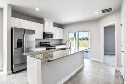 Touwnhouse à vendre à Lady Lake, Floride: 3 chambres, 151.62 m2 № 2092648 - photo 19