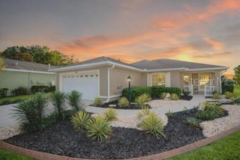 House in Ocala, Florida 2 bedrooms, 154.22 sq.m. № 2391394 - photo 4