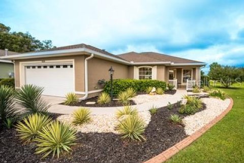 House in Ocala, Florida 2 bedrooms, 154.22 sq.m. № 2391394