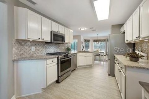 House in Ocala, Florida 2 bedrooms, 154.22 sq.m. № 2391394 - photo 7