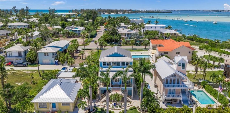 Villa ou maison à Longboat Key, Floride 2 chambres, 207.73 m2 № 2113455