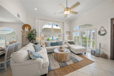 Villa ou maison à vendre à Longboat Key, Floride: 2 chambres, 207.73 m2 № 2113455 - photo 10