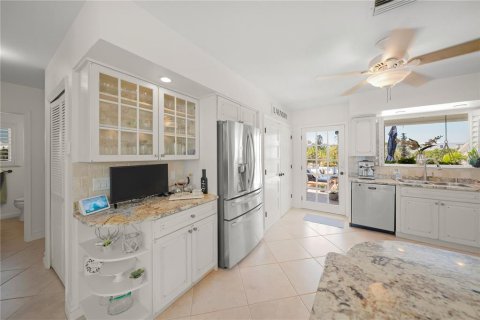 Villa ou maison à vendre à Longboat Key, Floride: 2 chambres, 207.73 m2 № 2113455 - photo 16