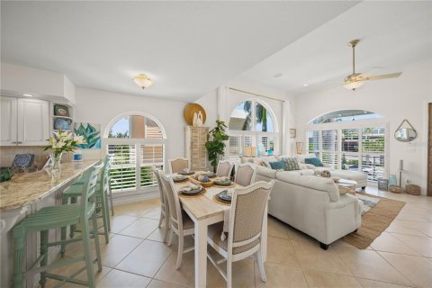 Villa ou maison à vendre à Longboat Key, Floride: 2 chambres, 207.73 m2 № 2113455 - photo 14